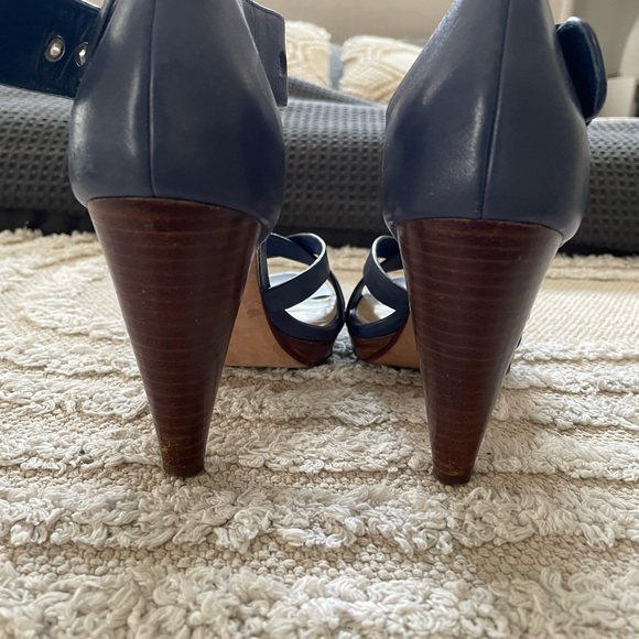 Cole Haan Blue Leather Strappy Sandals Sz 8 - Picture 5 of 6